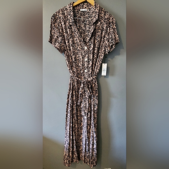 Dex Dresses & Skirts - NWT Dex XL Leopard maxi dress